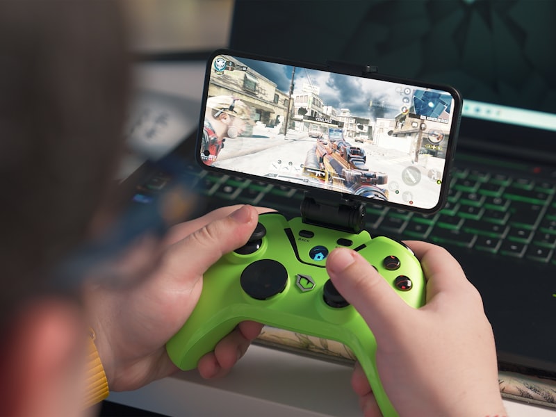 Clean redesigned HUD screenshot